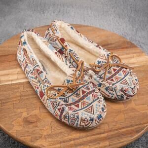 MINNETONKA CALLY Size 8 M SLIPPERS Moccasins FUR LINED Aztec Tapestry Padded